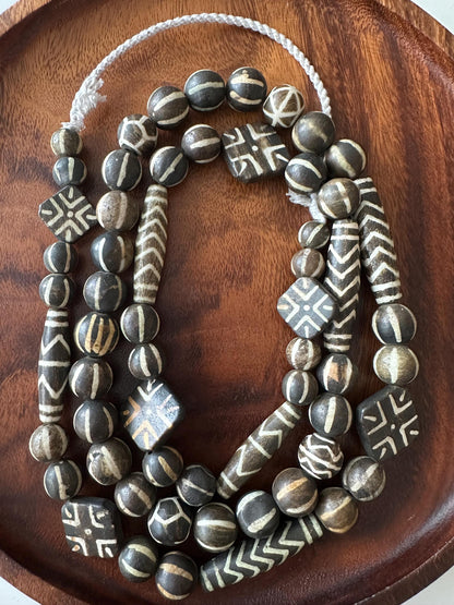 Nepalese Pumtek Wood Bead Necklace: Old Dzi Bead Sideline