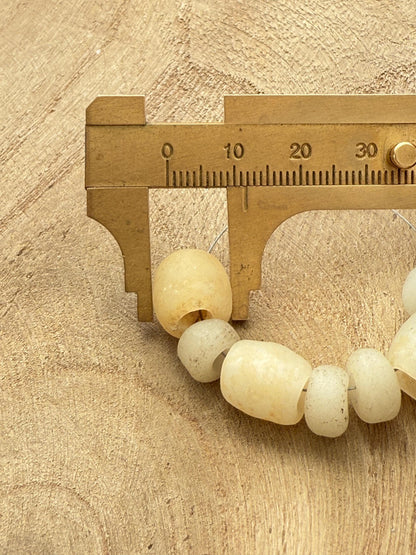 Nepal Tibetan Style Antique White Glass Beads, Vintage DIY Jewelry Supplies