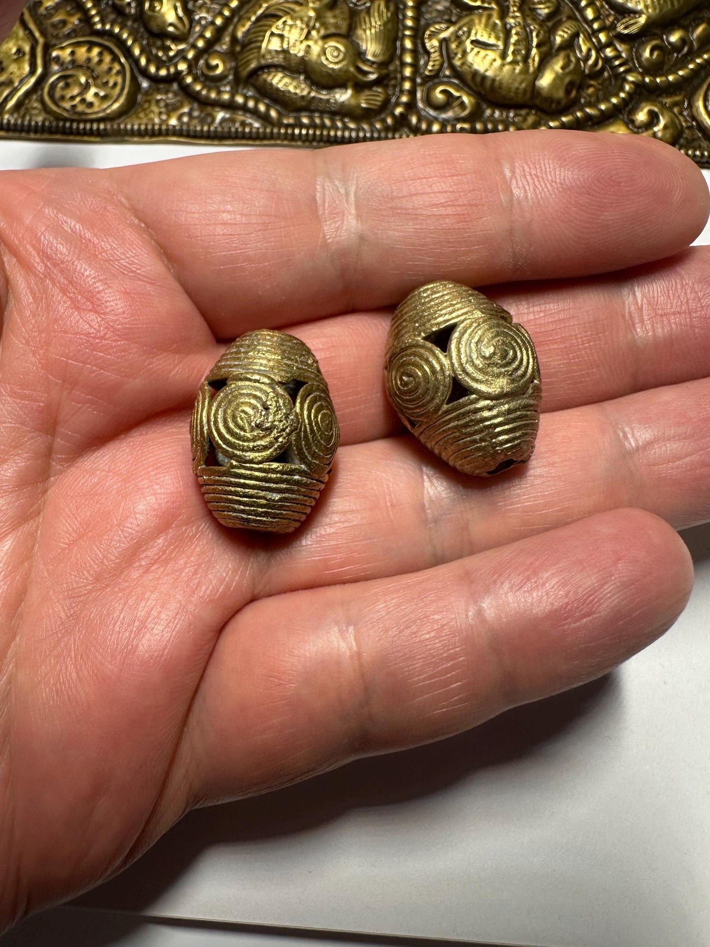 Handmade Ashanti Brass Oval Beads: African Jewelry Design