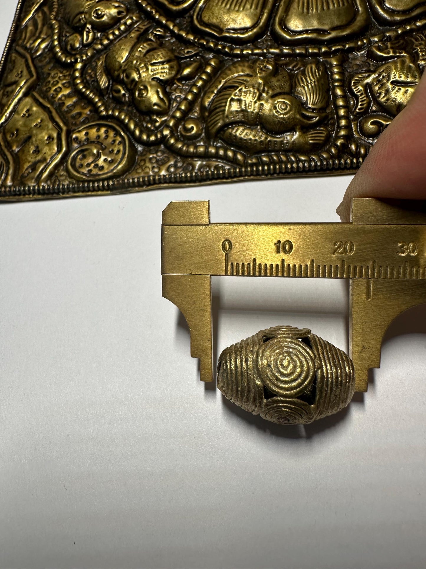 Handmade Ashanti Brass Oval Beads: African Jewelry Design