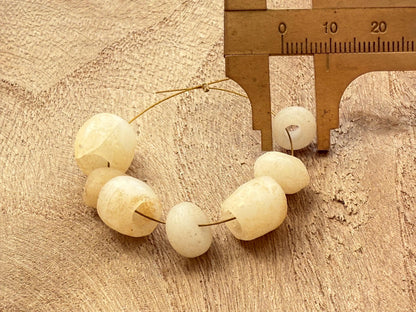 Nepal Tibetan Style Antique White Glass Beads, Vintage DIY Jewelry Supplies