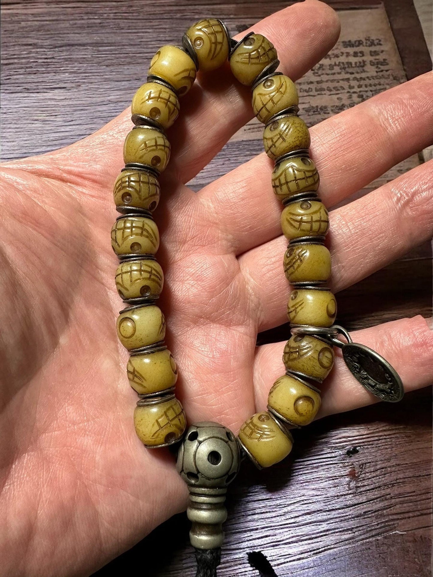 Traditional Buddhist Prayer Beads-Hand-Carved Tibetan Yak Bone Mala Bracelet