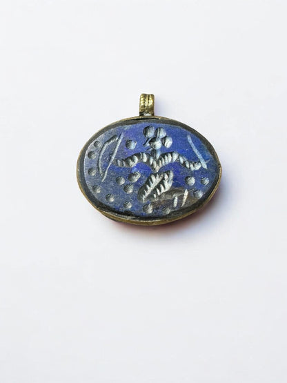 Antique-Style Sassanian Lapis Lazuli Seal Pendant | Hand-Carved Intaglio Amulet | Unique Vintage Jewelry