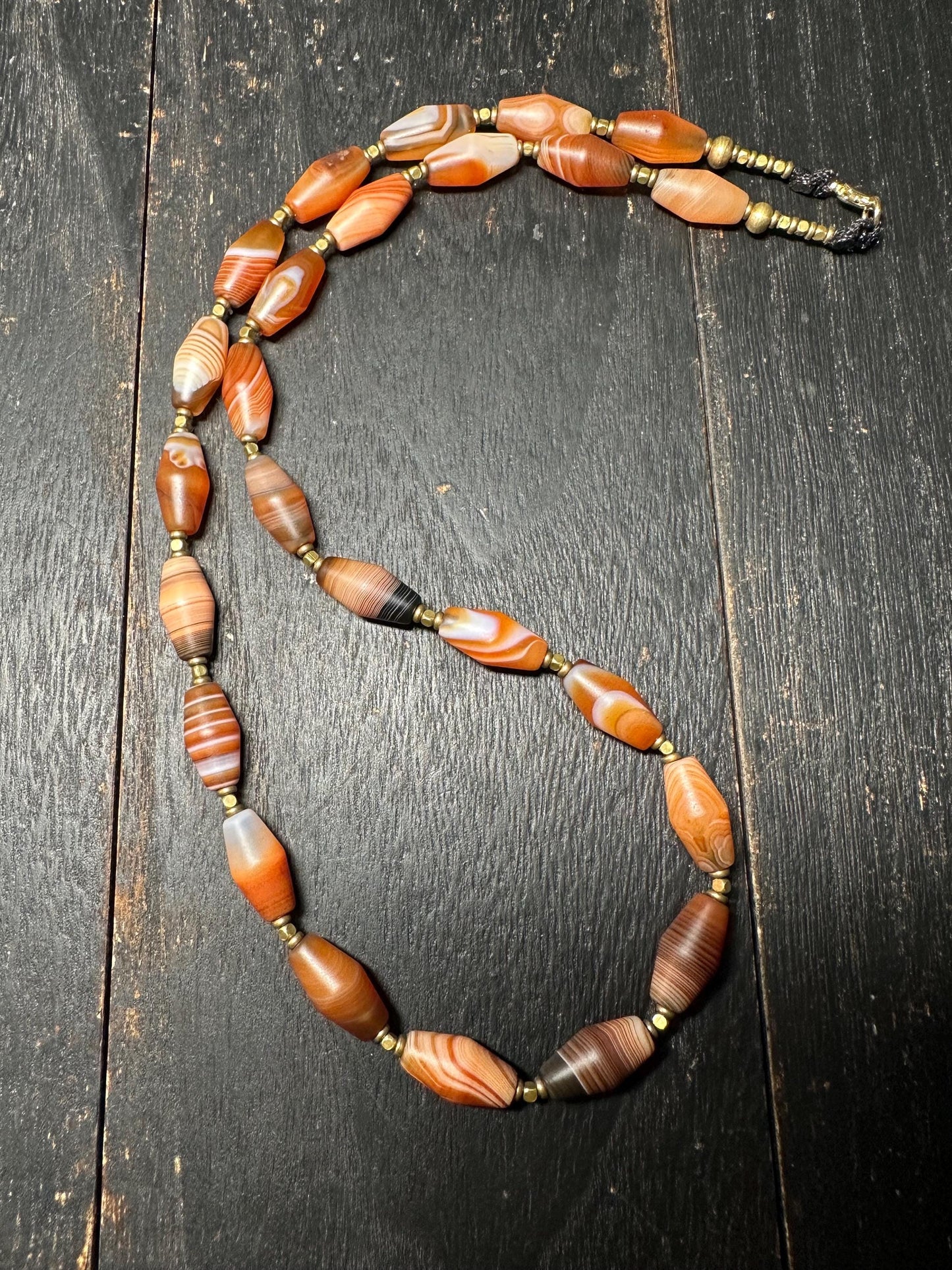 Himalayan Banded Agate Necklace: Vintage Ethnic Style Tibetan Mala Beads