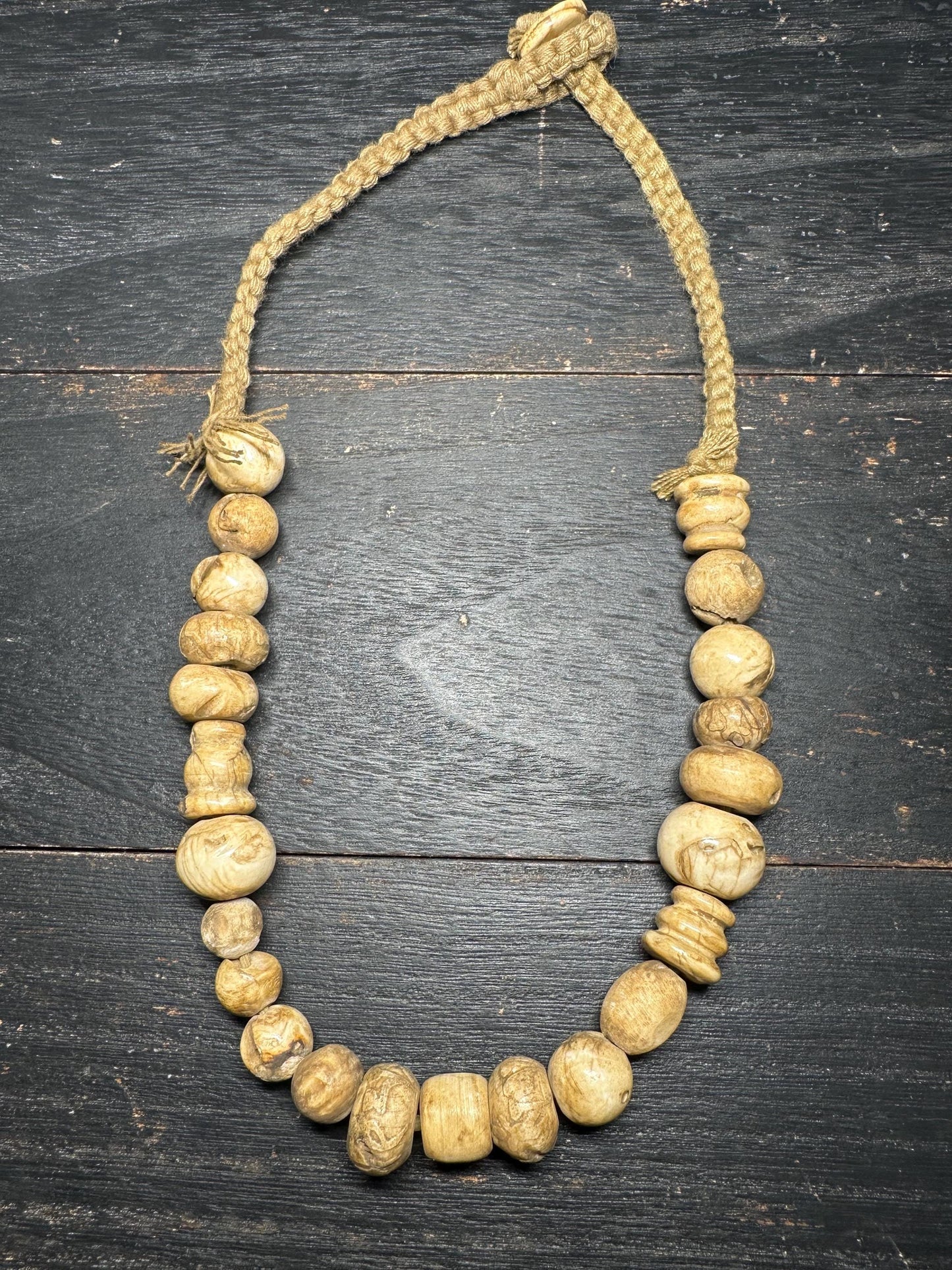Handmade Nepal Conch Shell Necklace: Tribal Boho Jewelry