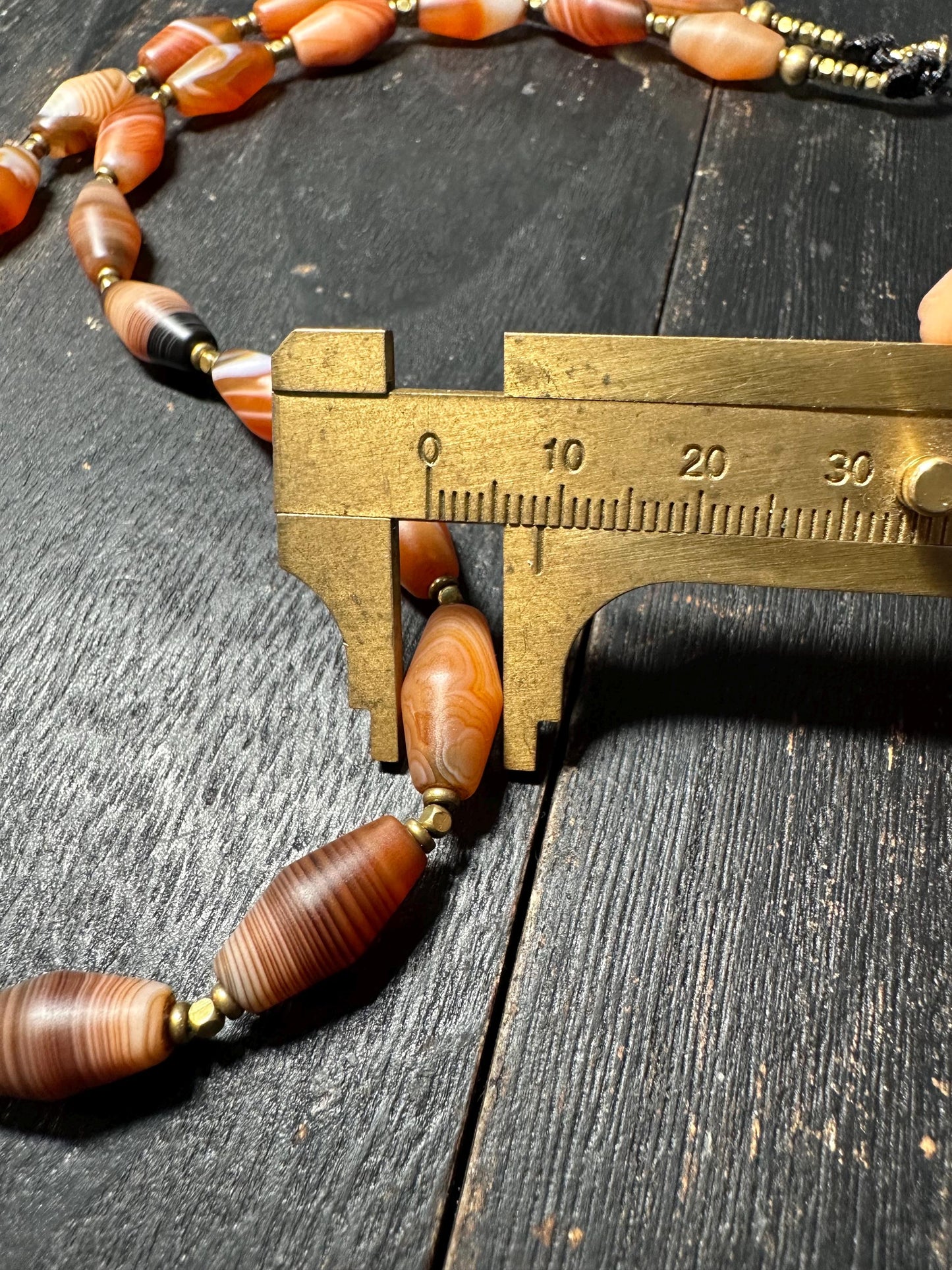 Himalayan Banded Agate Necklace: Vintage Ethnic Style Tibetan Mala Beads