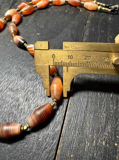 Himalayan Banded Agate Necklace: Vintage Ethnic Style Tibetan Mala Beads