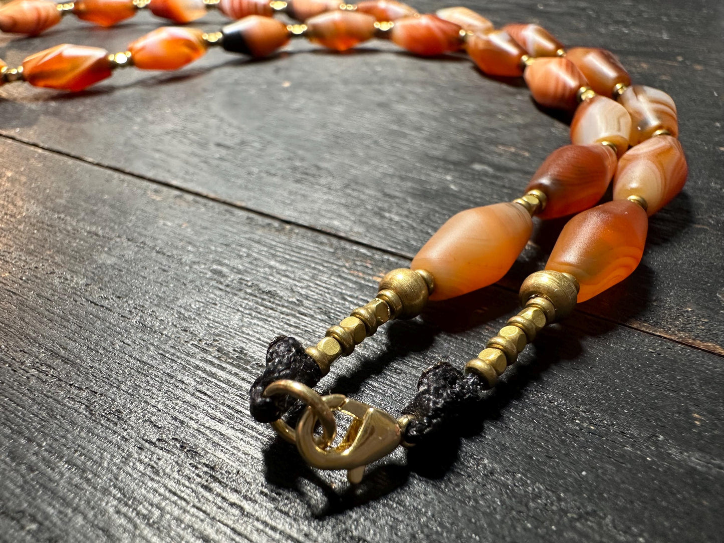 Himalayan Banded Agate Necklace: Vintage Ethnic Style Tibetan Mala Beads