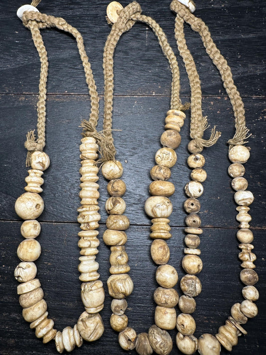 Handmade Nepal Conch Shell Necklace: Tribal Boho Jewelry