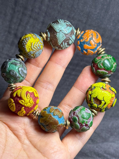 Vintage Peking Carved Glass Beads(20mm and 25mm mixed)  Lampwork Beads with Floral & Animal Designs