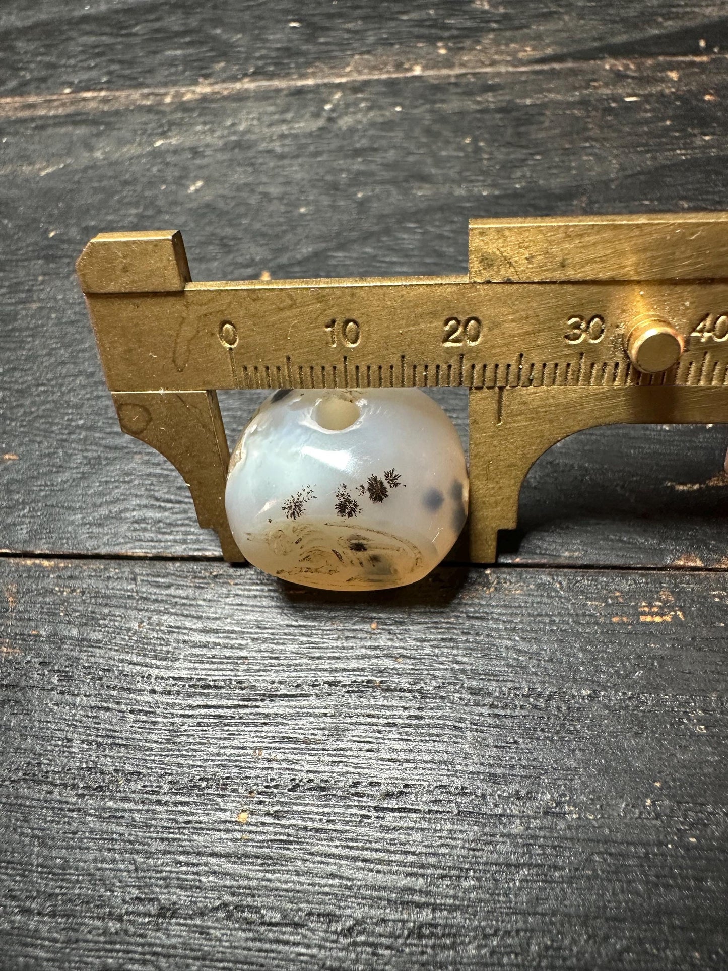 Vintage Style Agate Seal Pendant  Hand-Carved Intaglio Stone Bead  Rounded Amulet with Side Hole