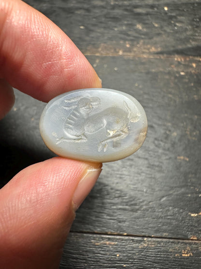 Hand Carved Agate Intaglio Pendant: Ancient Style Jewelry Bead