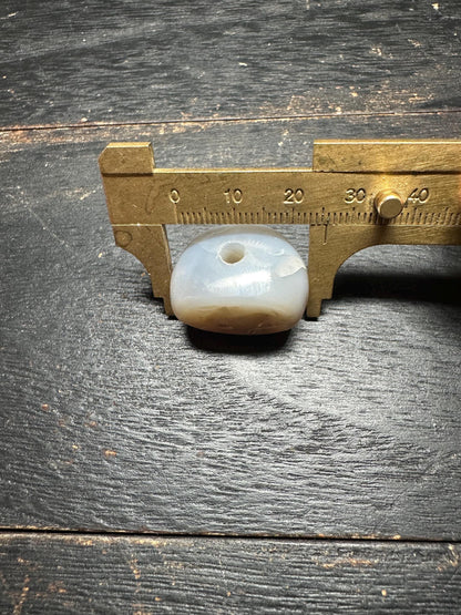 Hand Carved Agate Intaglio Pendant: Ancient Style Jewelry Bead